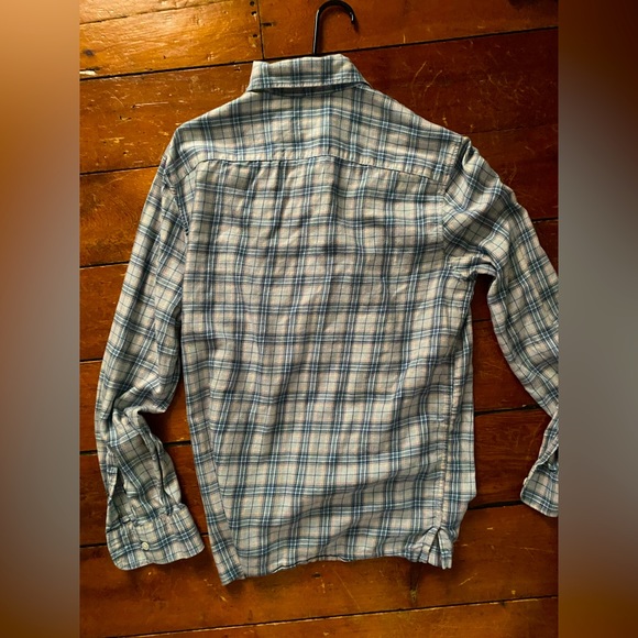 Abercrombie & Fitch - Soft AF Lightweight Flannel - Size Small - Picture 2 of 3
